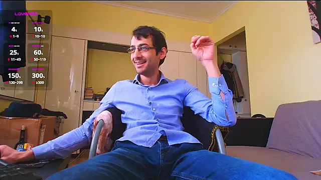 Snapshot of HungEddy chatting on 02.02.26 HungEddy online show from 02.02.26