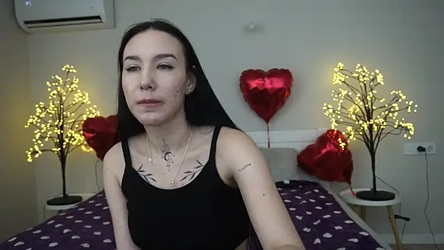 NikkiGoldSide online show from 03.03.25