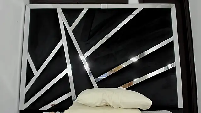 Snapshot of Sofia-candyht chatting on 03.08.25 Sofia-candyht online show from 03.08.25