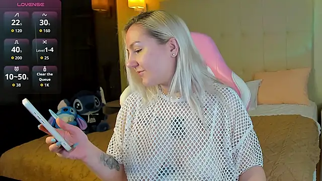 Debbie Taylor online show from 02.11.26