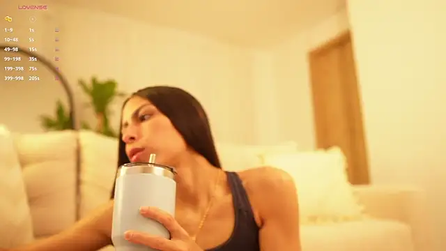 Snapshot of veronica_mendez1 chatting on 01.13.25 veronica mendez1 online show from 01.13.25