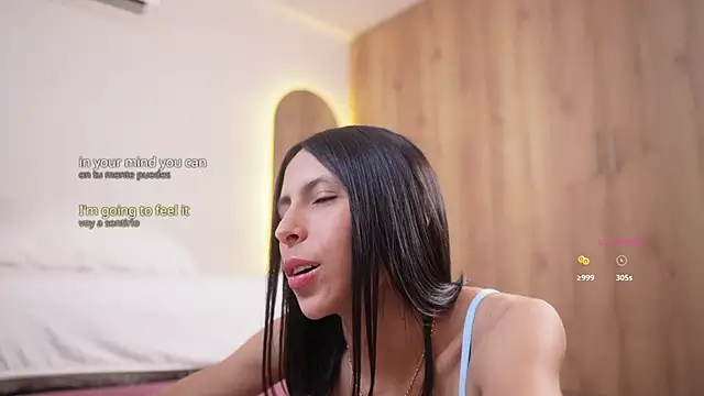 Snapshot of veronica_mendez1 chatting on 11.15.25 veronica mendez1 online show from 11.15.25