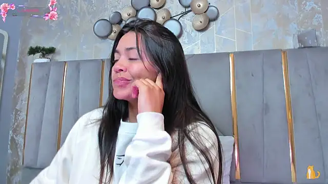 KimDevinne online show from 01.16.26