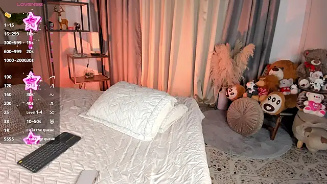 amber maxwell online show from 05.25.26