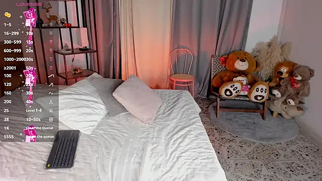 amber maxwell online show from 07.23.26