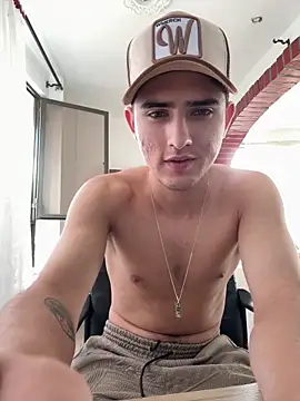 Snapshot of PhilipRich chatting on 06.26.26 PhilipRich online show from 06.26.26