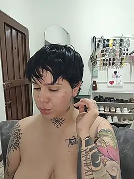 Snapshot of KatInk chatting on 02.05.26 KatInk online show from 02.05.26