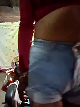 yovana13 online show from 02.16.26