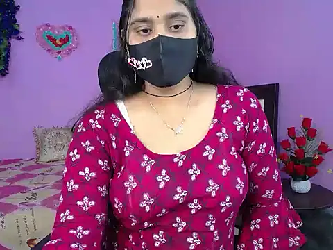 Hot Maleka online show from 03.03.26