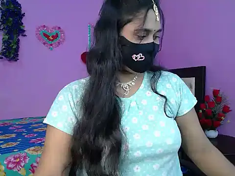 Hot Maleka online show from 03.19.26