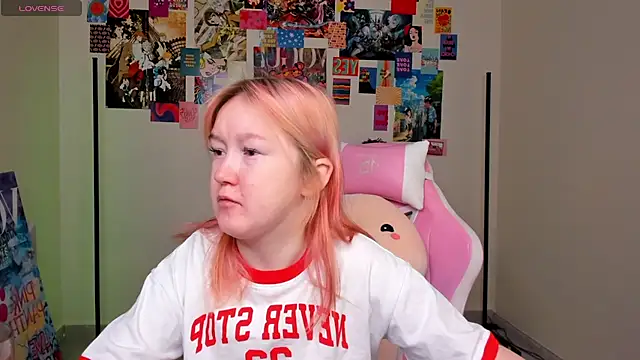 Sara Robinson online show from 03.06.25