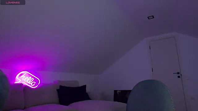 Snapshot of KhloeK chatting on 04.01.26 KhloeK online show from 04.01.26