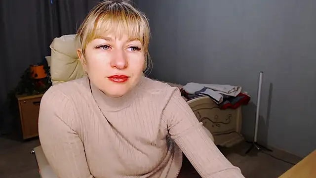 Snapshot of Incredible_Ariela chatting on 01.16.25 Incredible Ariela online show from 01.16.25