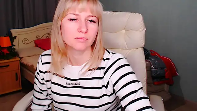 Snapshot of Incredible_Ariela chatting on 01.18.25 Incredible Ariela online show from 01.18.25