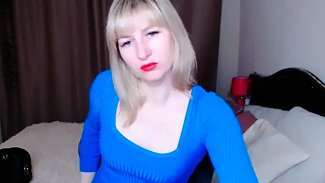 Snapshot of Incredible_Ariela chatting on 01.20.25 Incredible Ariela online show from 01.20.25