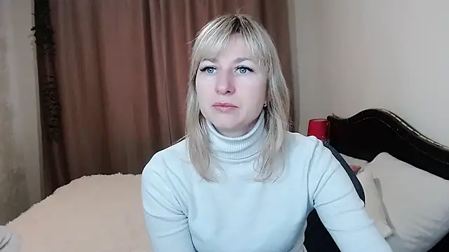 Snapshot of Incredible_Ariela chatting on 02.06.25 Incredible Ariela online show from 02.06.25