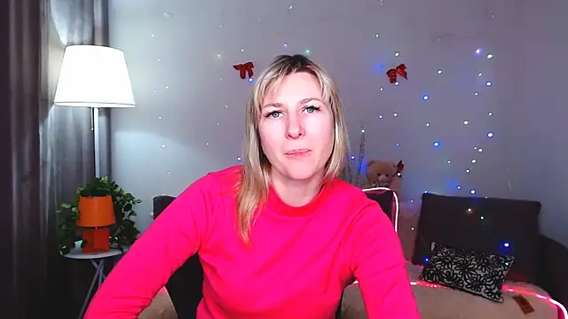 Snapshot of Incredible_Ariela chatting on 02.20.25 Incredible Ariela online show from 02.20.25