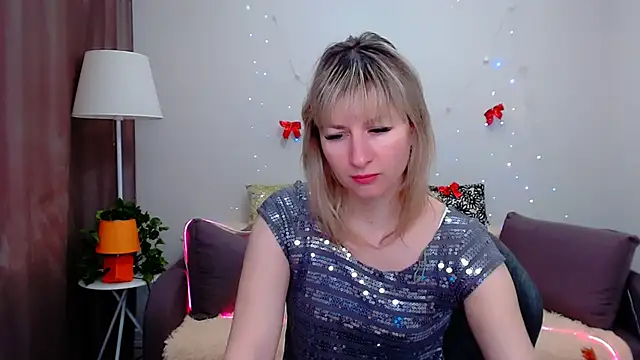 Snapshot of Incredible_Ariela chatting on 03.19.25 Incredible Ariela online show from 03.19.25