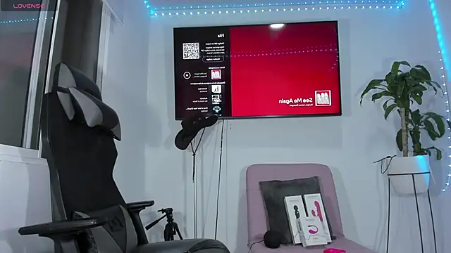 emily palmeer online show from 12.05.25