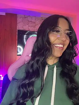 Tamara Roberts1 online show from 02.25.26