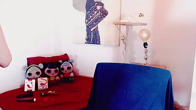 Snapshot of jhoanadoll chatting on 12.12.24 jhoanadoll online show from 12.12.24