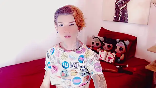 Snapshot of jhoanadoll chatting on 12.19.24 jhoanadoll online show from 12.19.24