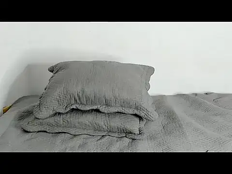 Snapshot of May_Dylan1 chatting on 03.12.26 May Dylan1 online show from 03.12.26