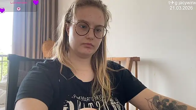 JacyWinslat online show from 03.23.26