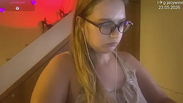 JacyWinslat online show from 05.23.26