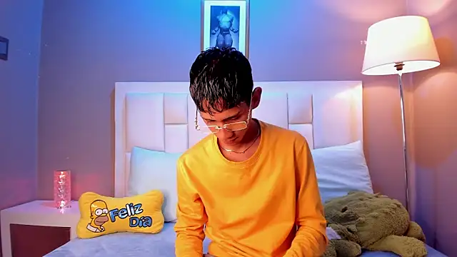 Nick Collins18 online show from 02.26.26