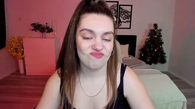 DaniellaLovely online show from 01.12.25