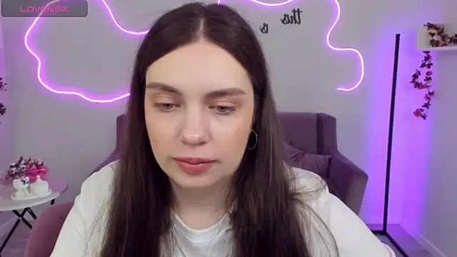 DaniellaLovely online show from 03.18.25