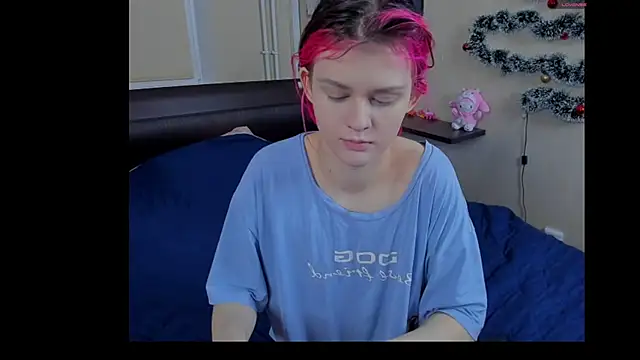 JulieTaylors online show from 04.07.26