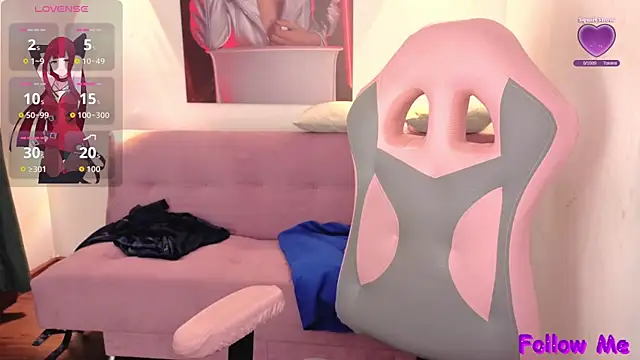 vittorialombardi   online show from 10.25.25