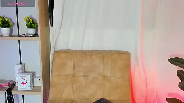 Snapshot of ladynemesis chatting on 01.17.25 ladynemesis online show from 01.17.25