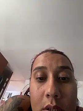 Snapshot of Cafeziitha02 chatting on 09.25.25 Cafeziitha02 online show from 09.25.25