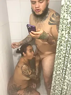 Snapshot of Cafeziitha02 chatting on 10.16.25 Cafeziitha02 online show from 10.16.25