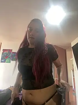 Snapshot of Cafeziitha02 chatting on 10.30.25 Cafeziitha02 online show from 10.30.25