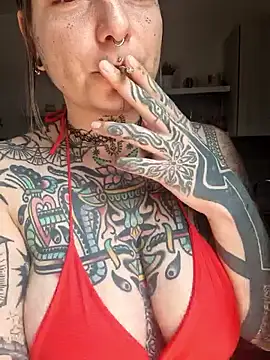 lizzardqueeen online show from 01.14.26