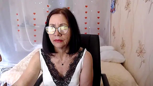 Snapshot of OlgaHottie chatting on 03.02.25 OlgaHottie online show from 03.02.25
