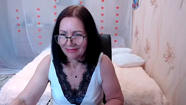 Snapshot of OlgaHottie chatting on 03.03.25 OlgaHottie online show from 03.03.25