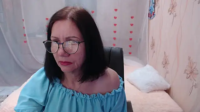 Snapshot of OlgaHottie chatting on 03.08.25 OlgaHottie online show from 03.08.25