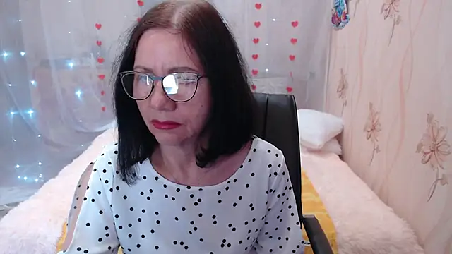 Snapshot of OlgaHottie chatting on 03.22.25 OlgaHottie online show from 03.22.25