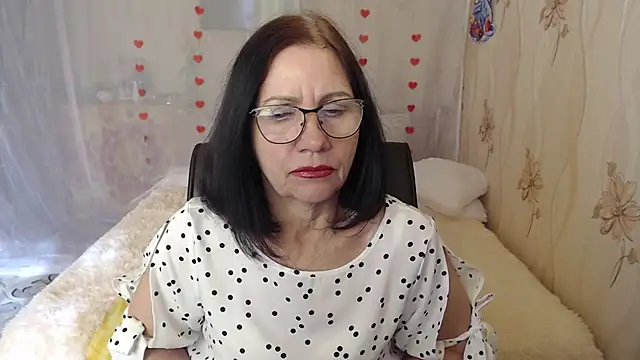 Snapshot of OlgaHottie chatting on 03.23.25 OlgaHottie online show from 03.23.25