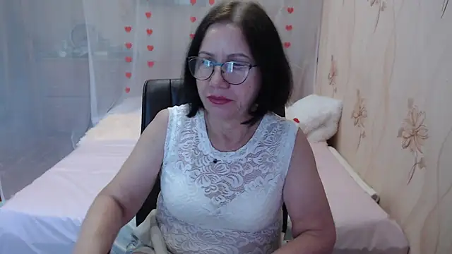 Snapshot of OlgaHottie chatting on 10.03.25 OlgaHottie online show from 10.03.25