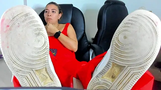 alma fenix online show from 04.10.26