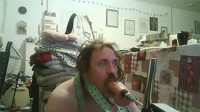 cyril020202 online show from 11.02.25