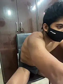 Snapshot of John_desihunk chatting on 12.29.24 John desihunk online show from 12.29.24