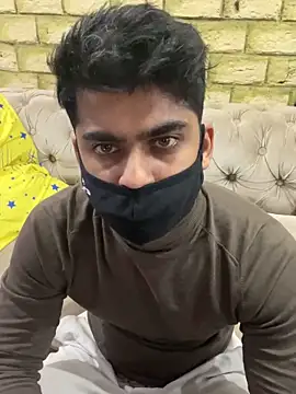 Snapshot of John_desihunk chatting on 01.22.25 John desihunk online show from 01.22.25