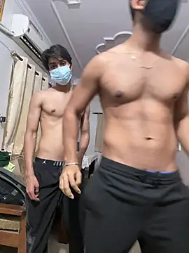 Snapshot of John_desihunk chatting on 03.11.25 John desihunk online show from 03.11.25